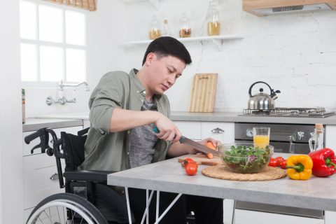 車椅子向けのキッチン