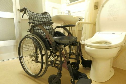 トイレを広く